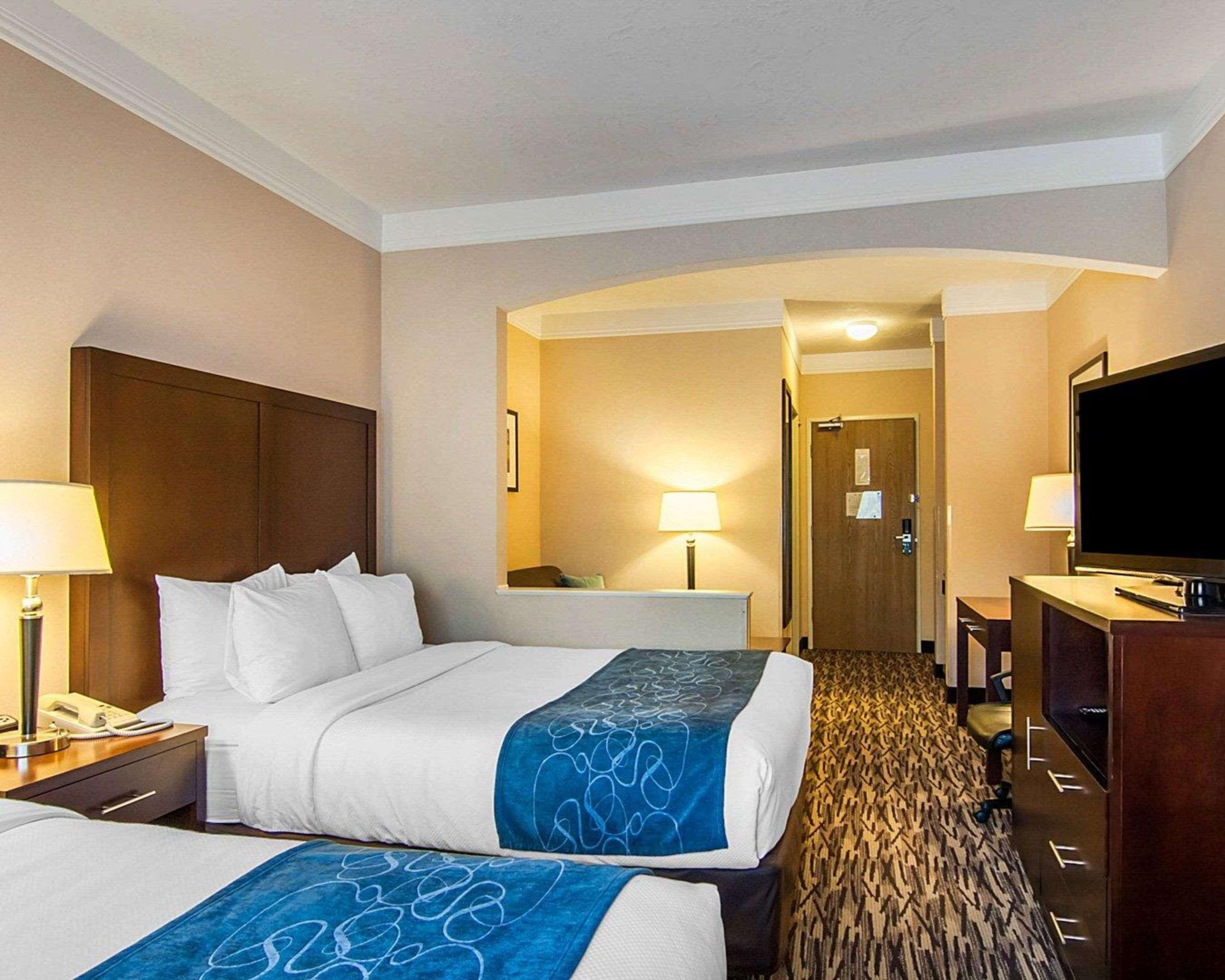 คอมฟอร์ต สวีท Hotel ซาเลม ภายนอก รูปภาพ