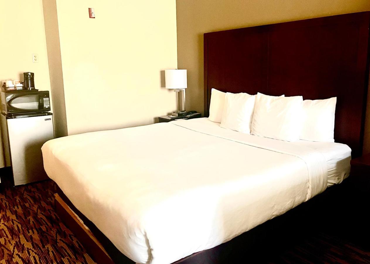 คอมฟอร์ต สวีท Hotel ซาเลม ภายนอก รูปภาพ