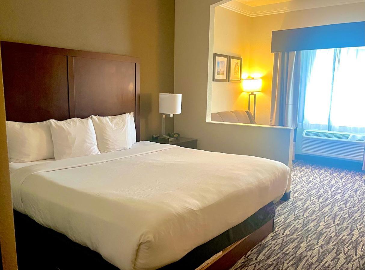 คอมฟอร์ต สวีท Hotel ซาเลม ภายนอก รูปภาพ
